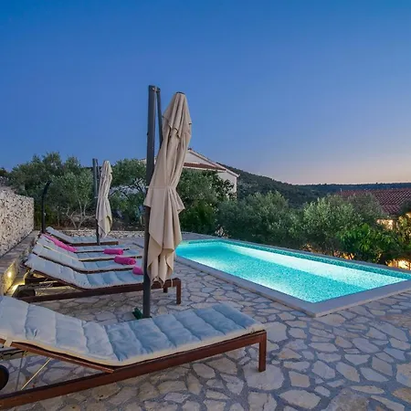 Apartment Skoro Vinisce