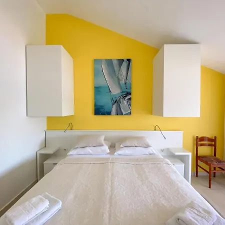 Skoro Apartment *